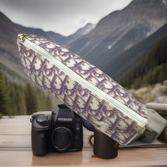 Christian Dior Lavender Trotter Jacquard Nylon Cosmetic Pouch - Picture 10 of 10